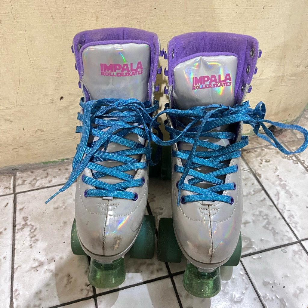 SEPATU RODA IMPALA PRELOVED