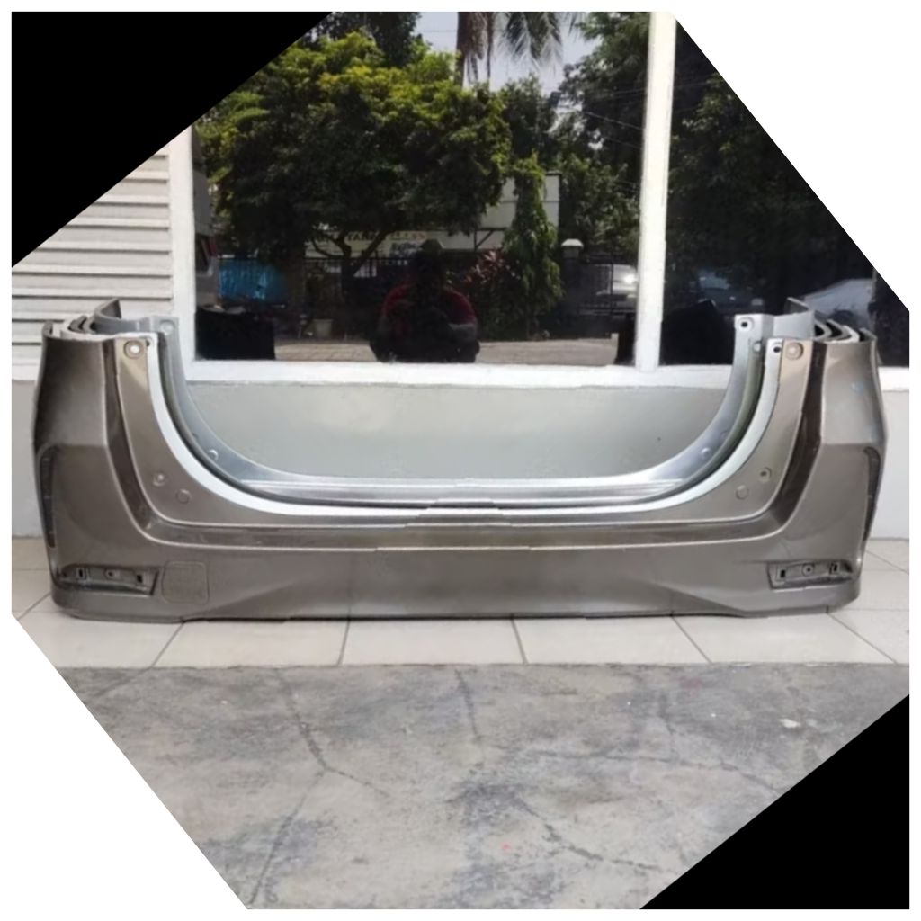 bemper belakang avanza g 2019