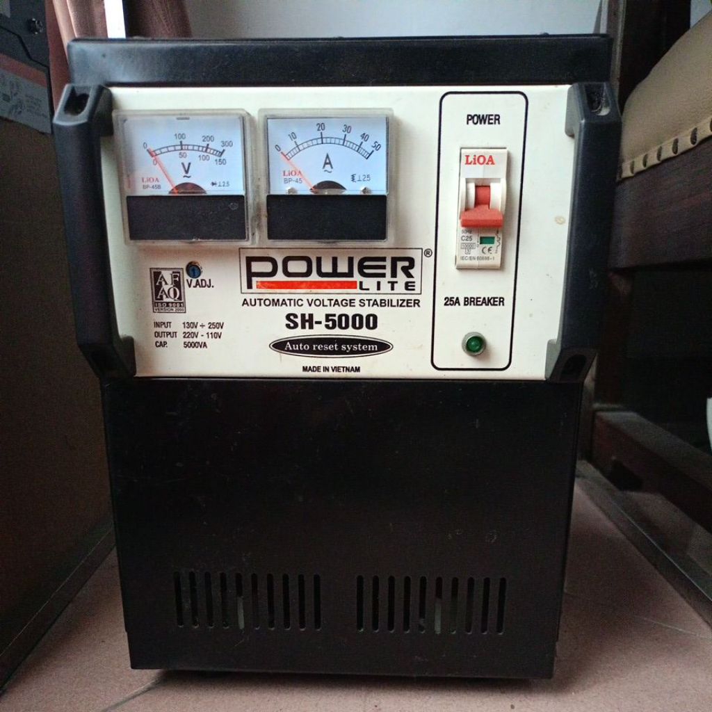 Stabilizer Tegangan 5000 VA Power Lite