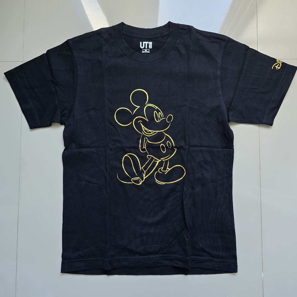 UT Kaos Hitam Mickey Mouse