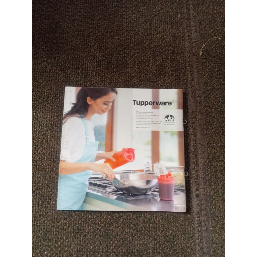 Buku katalog produk Tupperware 2015 home sweet home