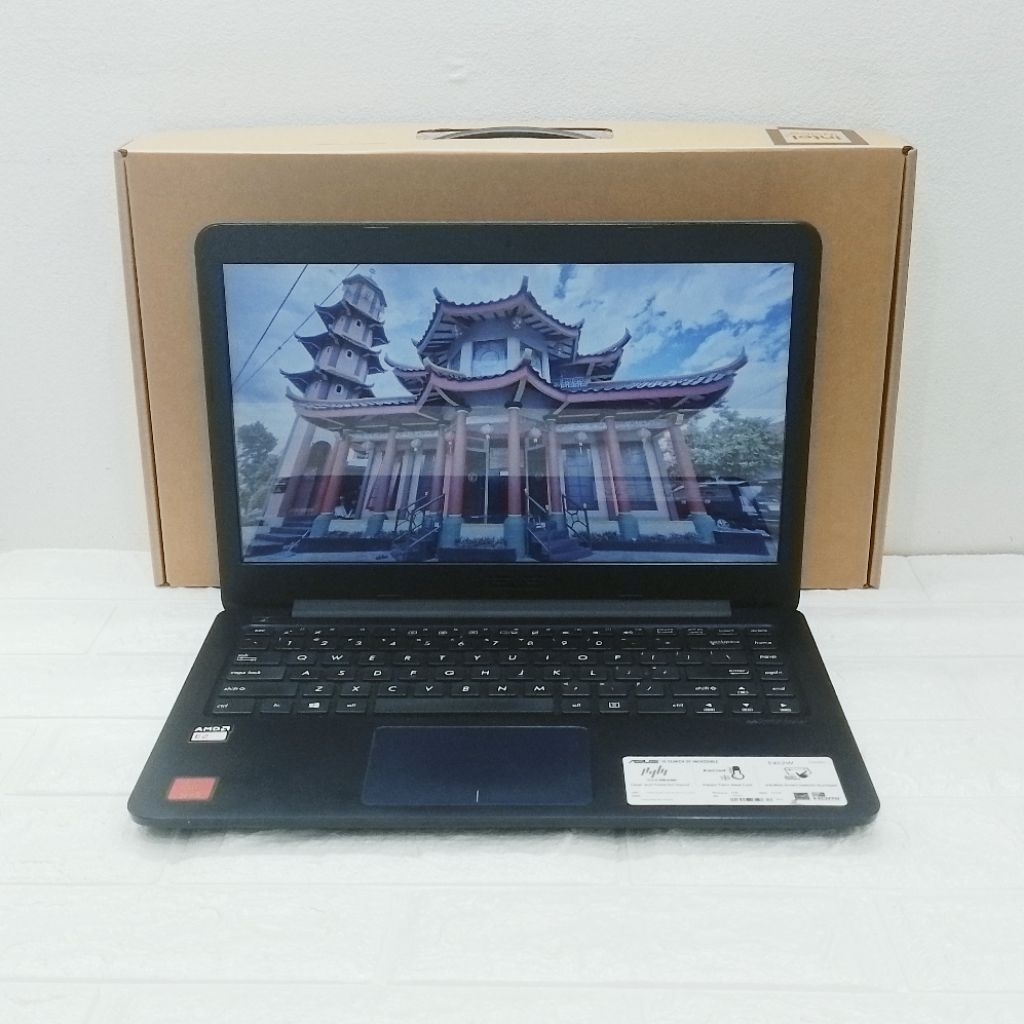 Laptop 2nd Asus vivobook E402W Amd E2-6110 RAM 4GB SSD 128GB