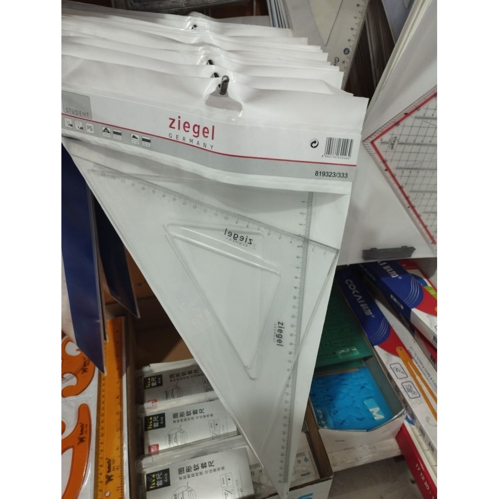 

PENGGARIS SEGITIGA ZIEGEL