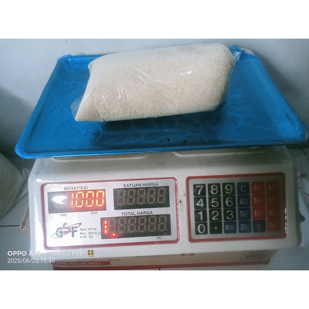 

Gula pasir timbangan 1kg