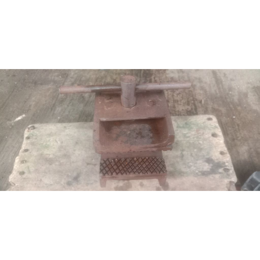 RAGUM PENJEPIT BESI DIJAMIN BAHAN ASLI BESI SIAP PAKAI