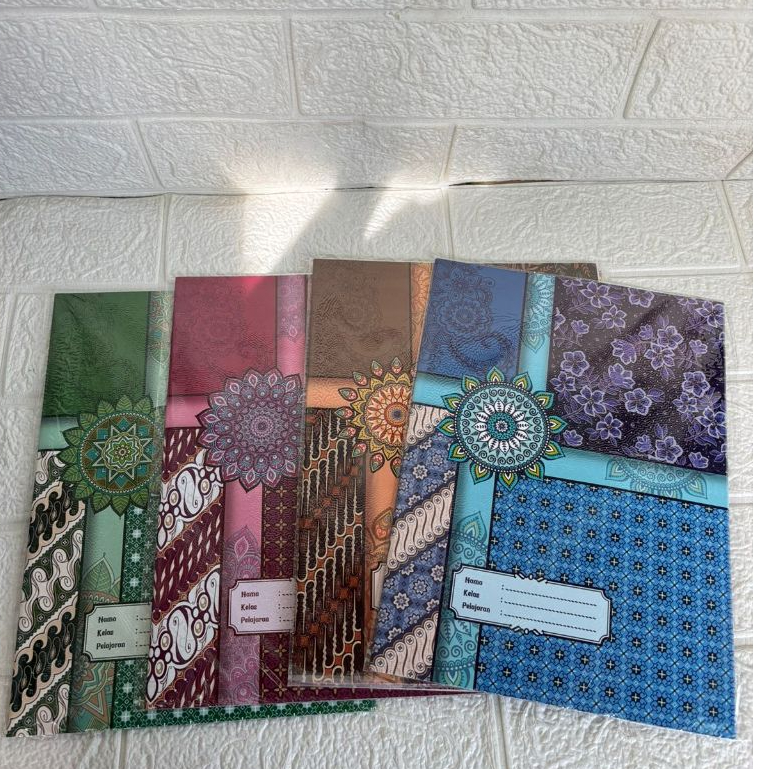 

Sampul Buku Motif Batik Ukuran Kwarto Isi 10 Lembar