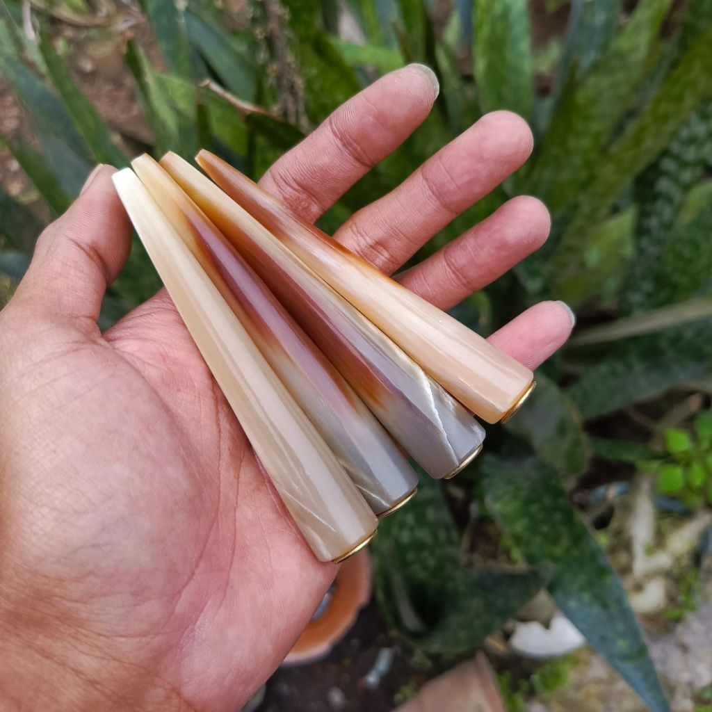 ONCE PIPA dari bahan tanduk kerbau asli model bulat hisapan bulat ukuran 9-10cm warna putih/bule