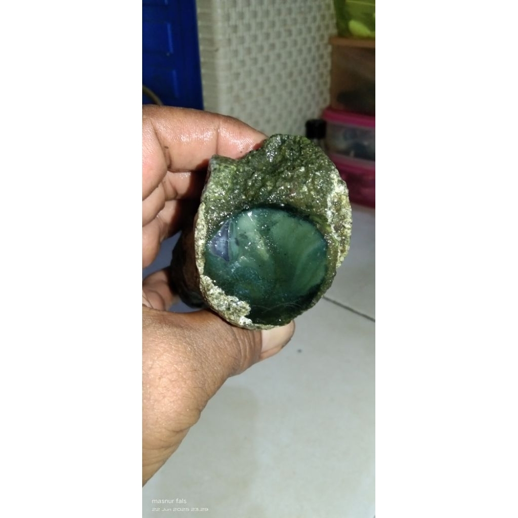 Bahan lontongan super jumbo batu fosil kayu garut ohen crystal warna hijau botol