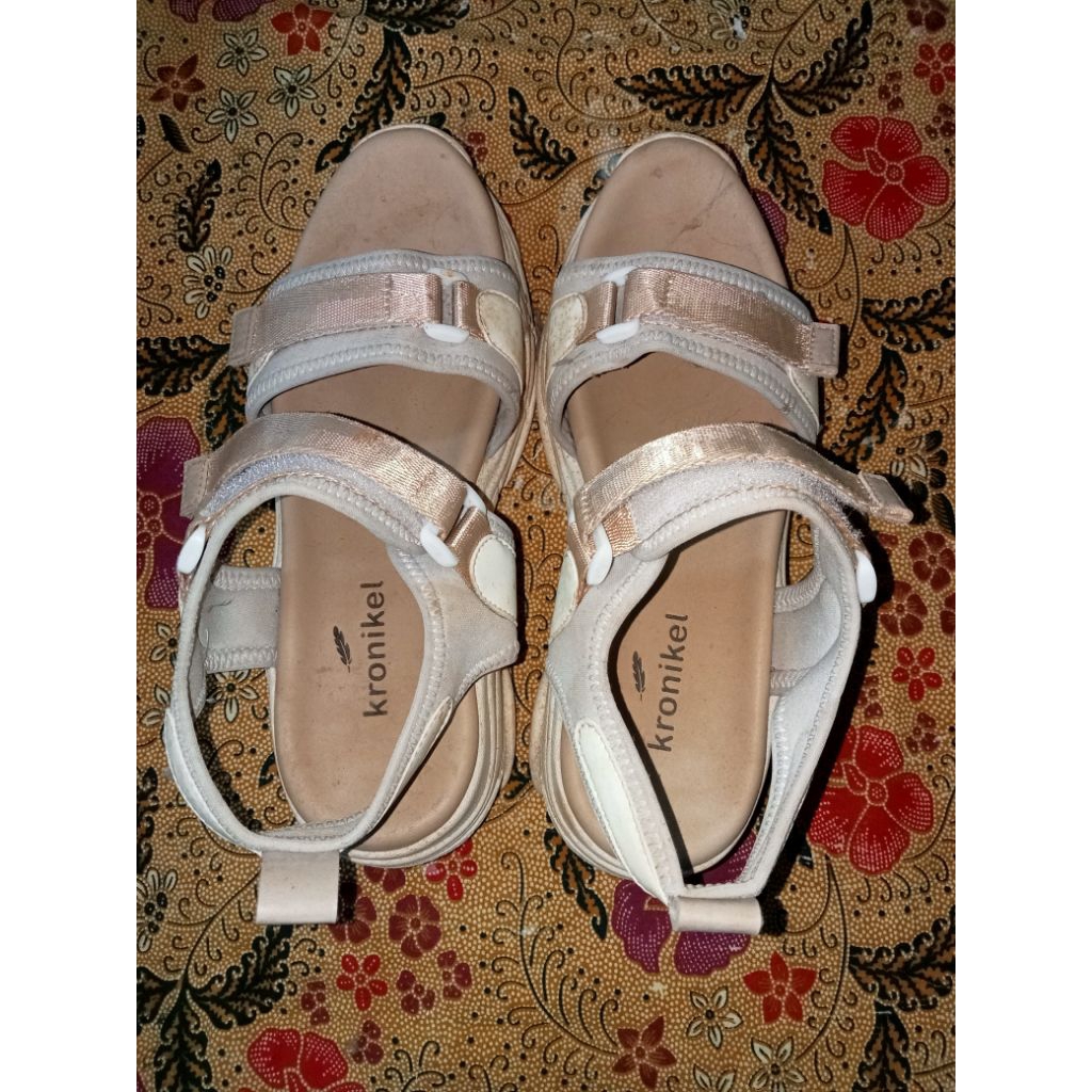 Preloved Kronikel (NEGO)