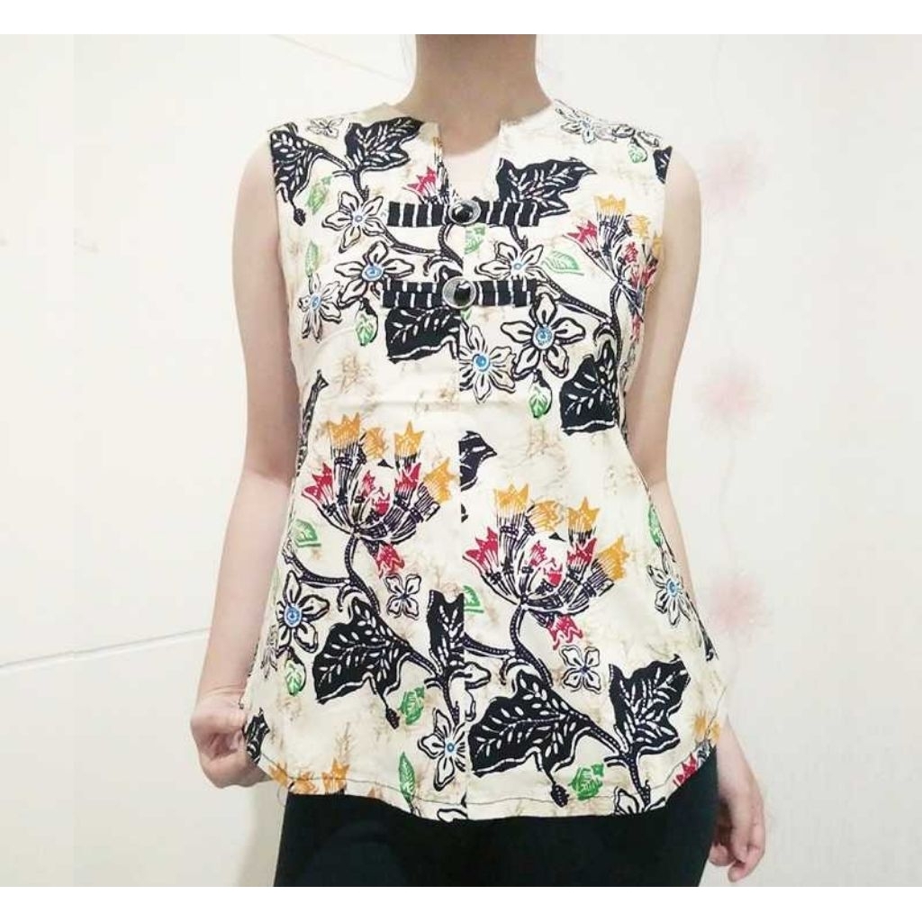 Blouse batik/atasan batik wanita lengan pendek