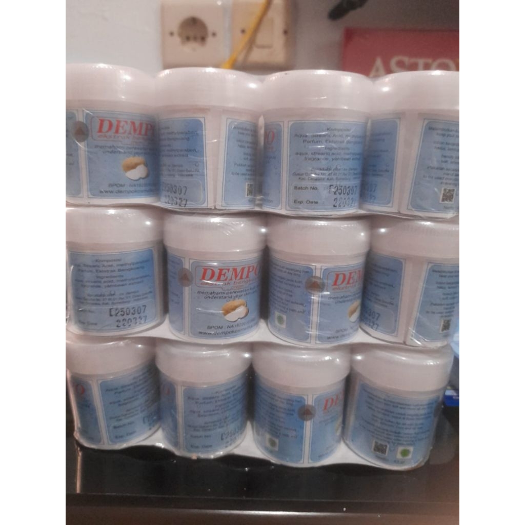 Dempo cream sari bengkoang 12pcs