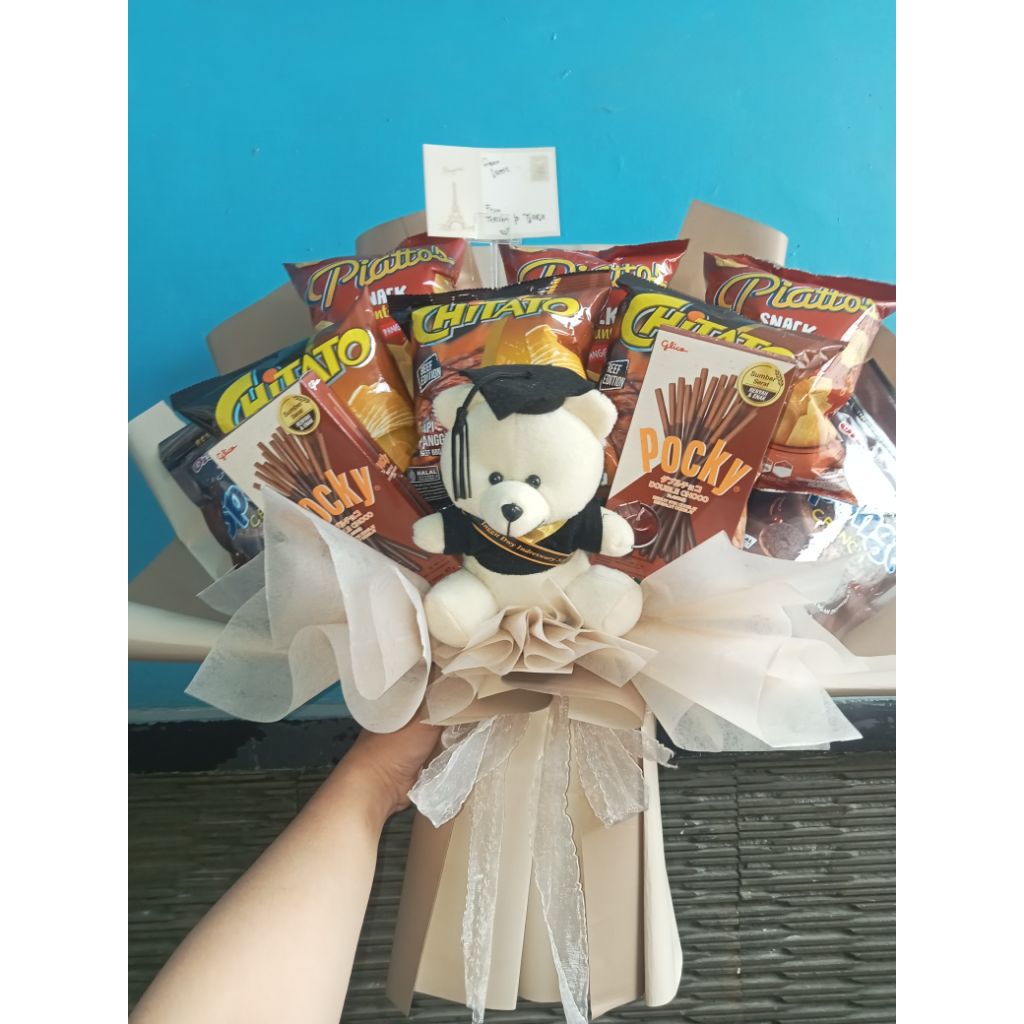 Buket makanan/Buket uang