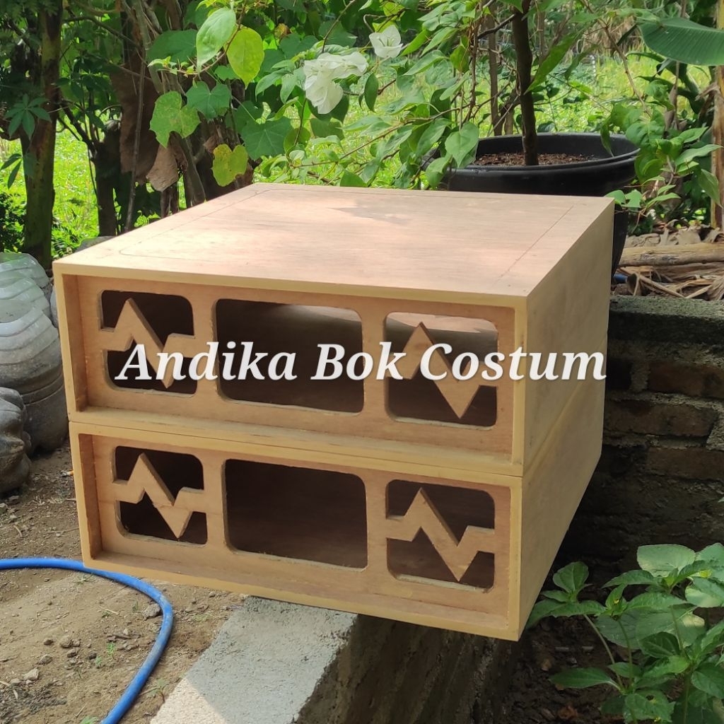 box power 10 amper besar