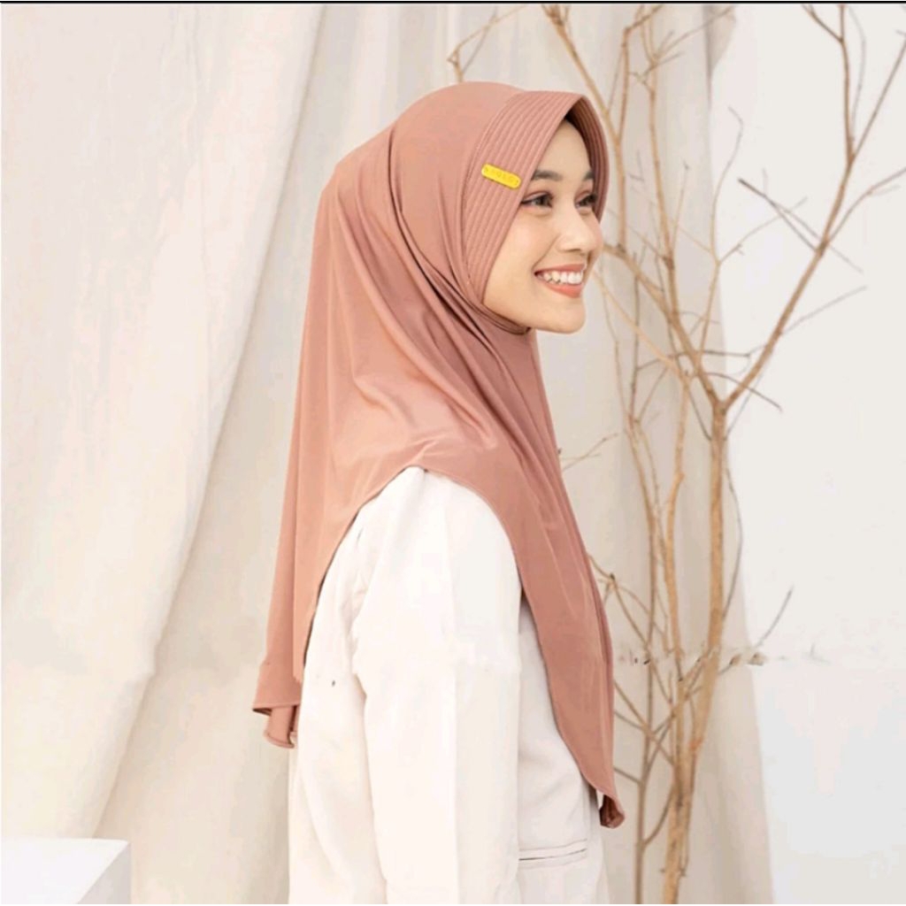 HIJAB BERGO HAMIDAH INSTAN SIZE M LABEL BESI AKRILIK  BY SN HIJAB