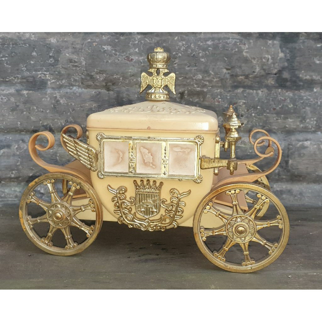 music box jadul atau kotak perhiasan antik