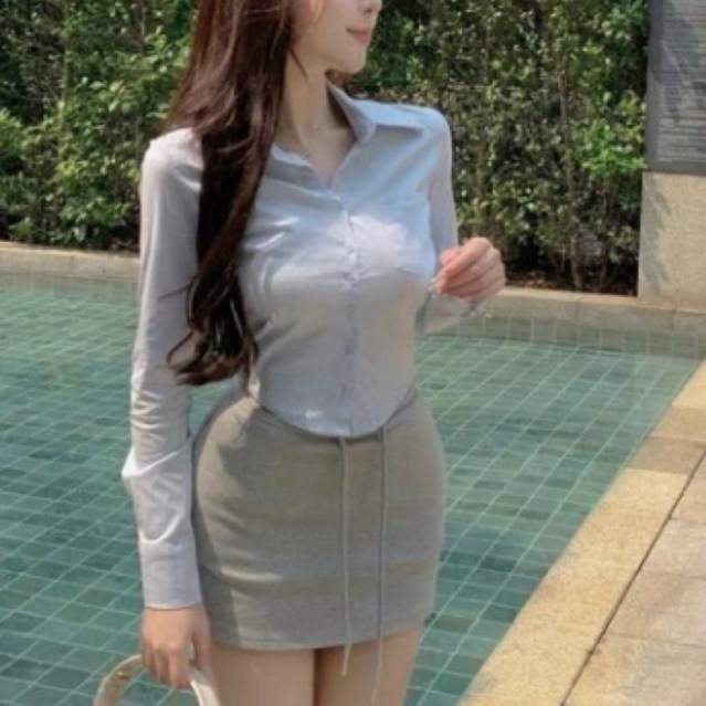 [PRELOVED] KEMEJA TSHIRT KOREAN STYLE CROP TOP SLIM FIT ATASAN LENGAN PANJANG