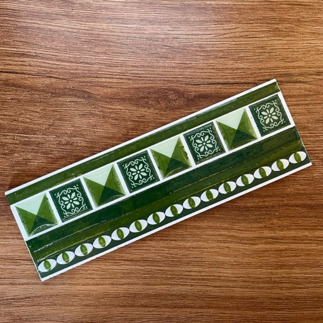 list keramik dinding 8x25 nindy green harga murah