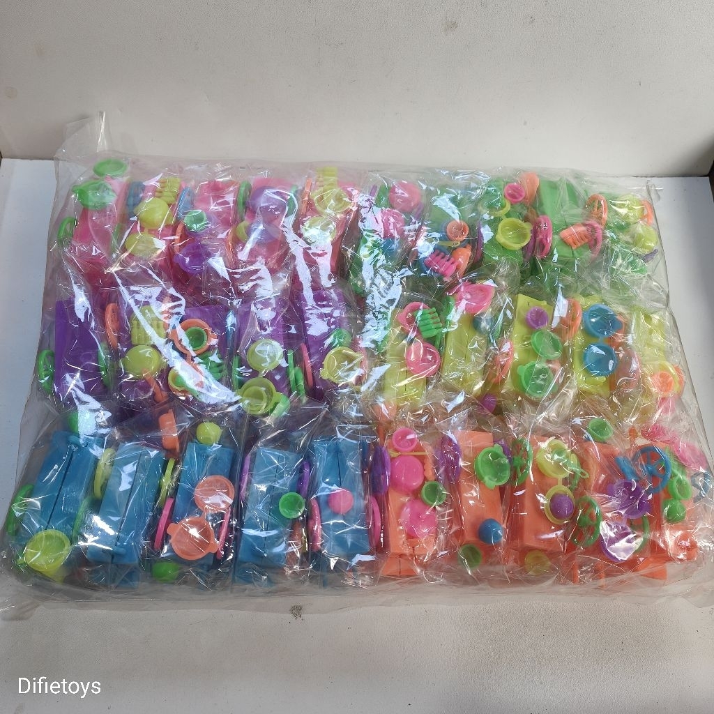 10 pcs mainan gerobak bakso wana cerah