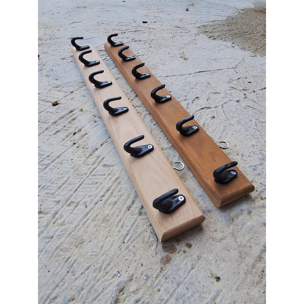 GANTUNGAN BAJU TEMPEL DINDING KAYU JATI / GANTUNGAN BAJU KAYU KAPSTOK