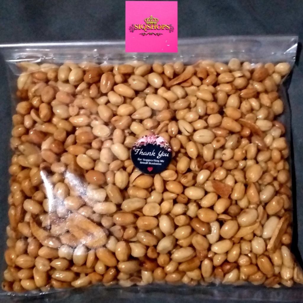 

KACANG BAWANG/KACANG BAWANG GURIH RENYAH ASIN/CEMILAN ENAK/SAJIAN LEBARAN (KEMASAN 500gr)