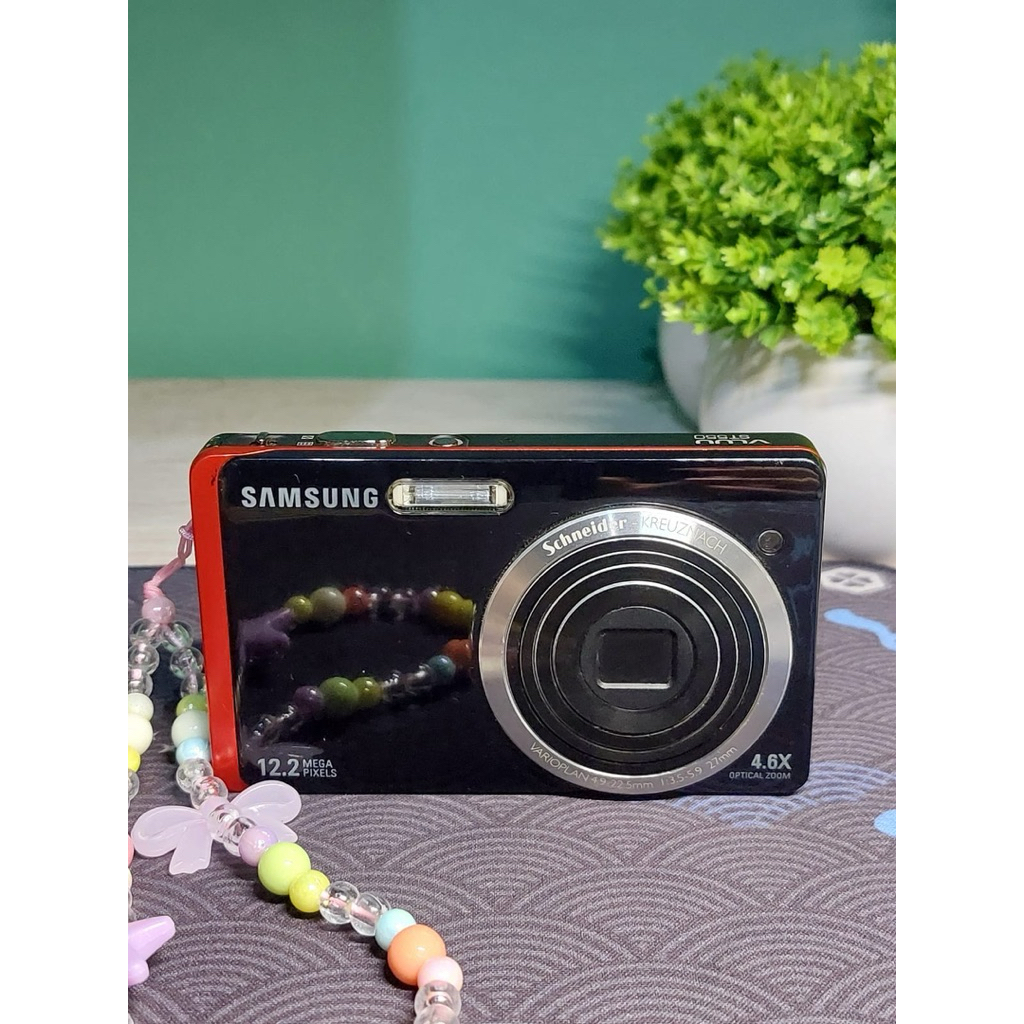 Digicam Kamera Digital Kamera Pocket Samsung ST550 Touchscreen DUAL LCD