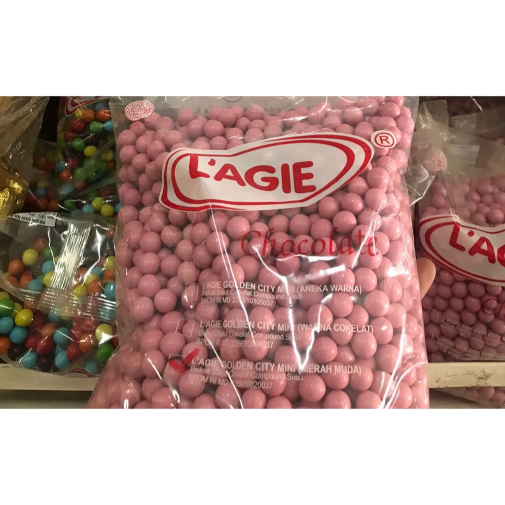 

COKELAT LAGIE GOLDEN CITY MINI PINK 1KG & 500GR ISI BISKUIT MANIS ENAK LEZAT CEMILAN