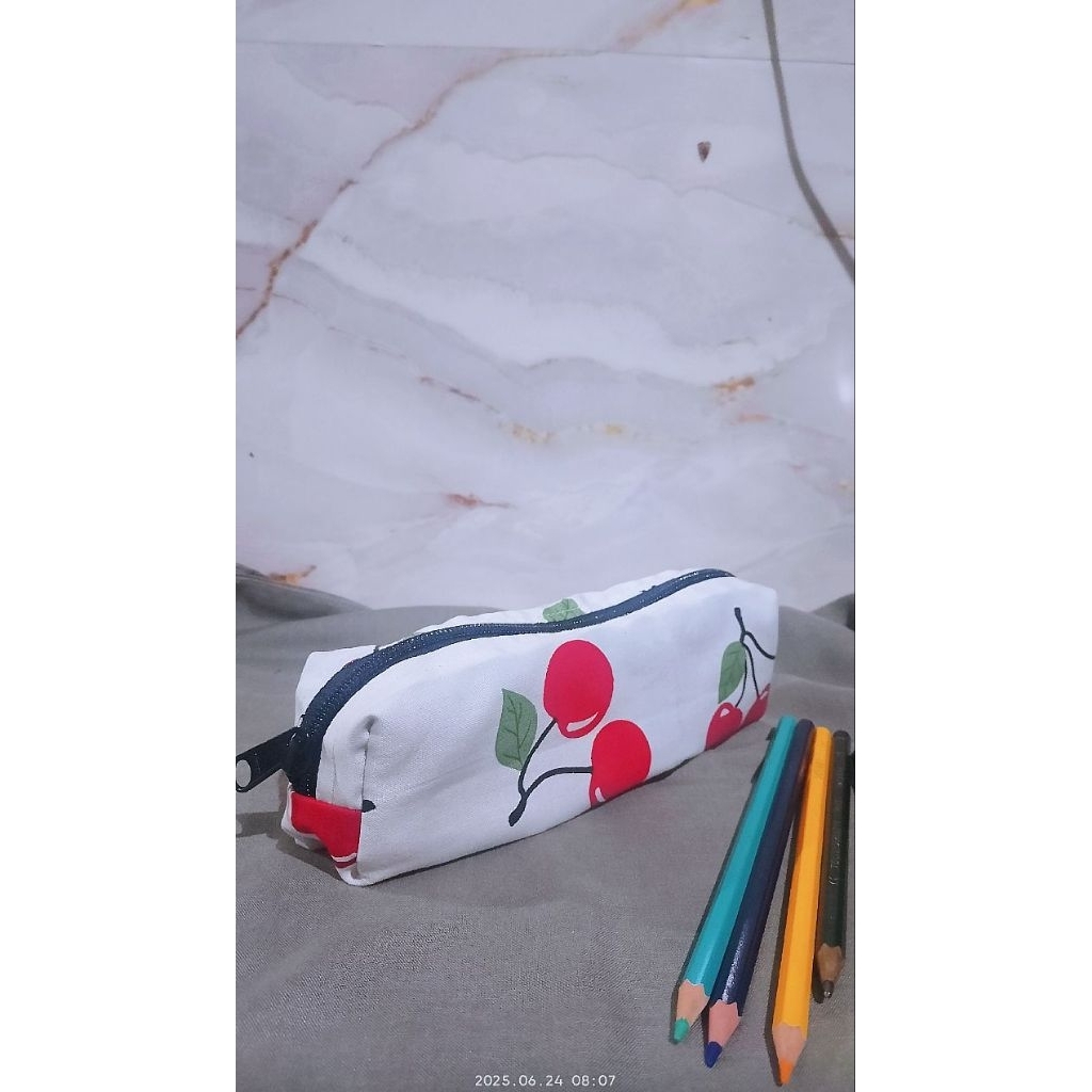 

tempat pensil kain perca motif