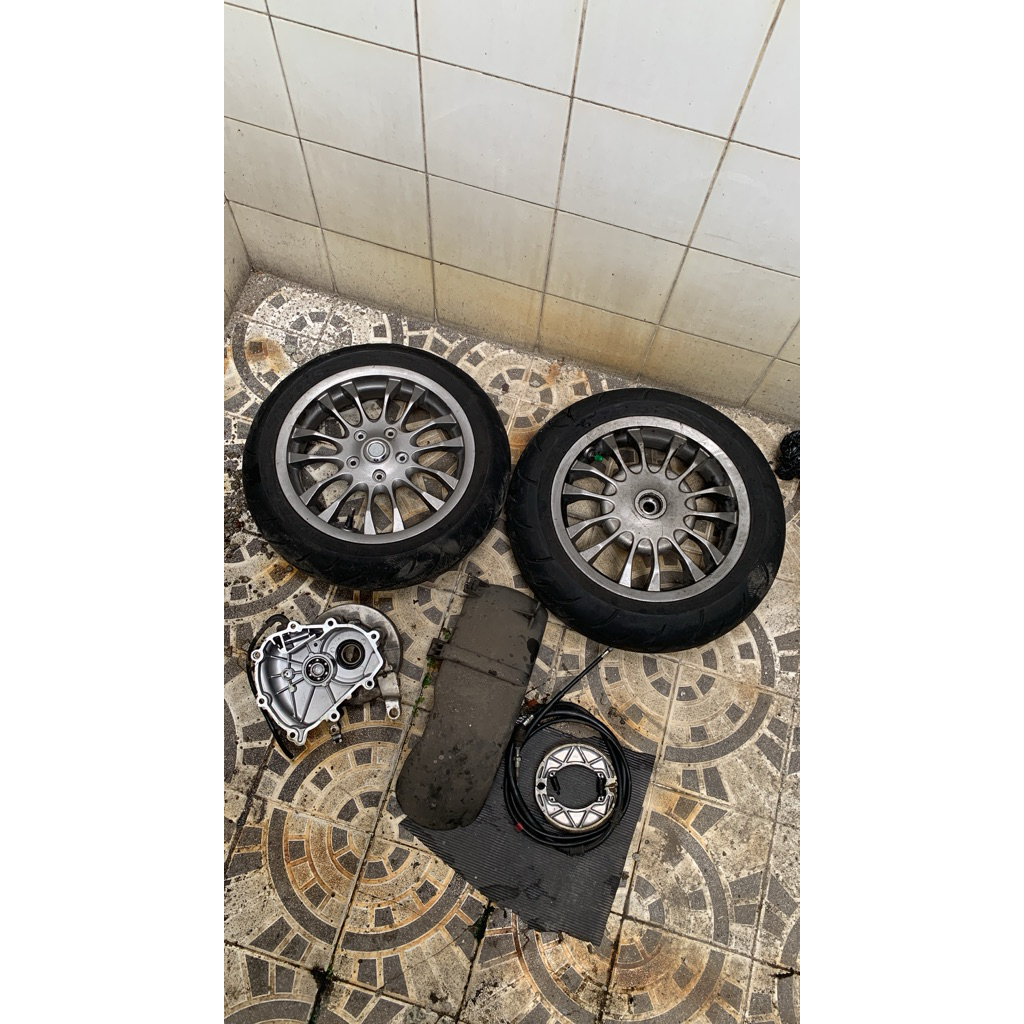 paket upsize vespa LX S ring 12 ,paket upsize set velg vespa lx s 3v iget