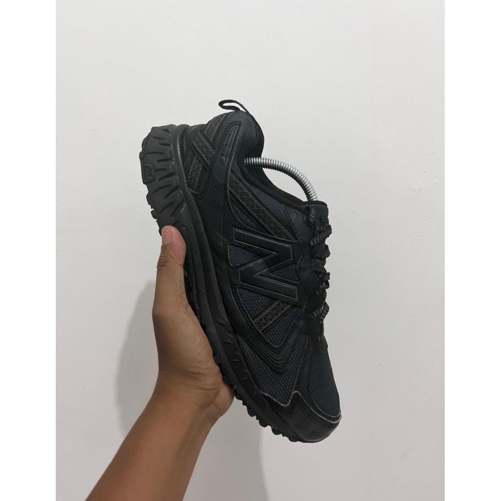 sepatu second running trail