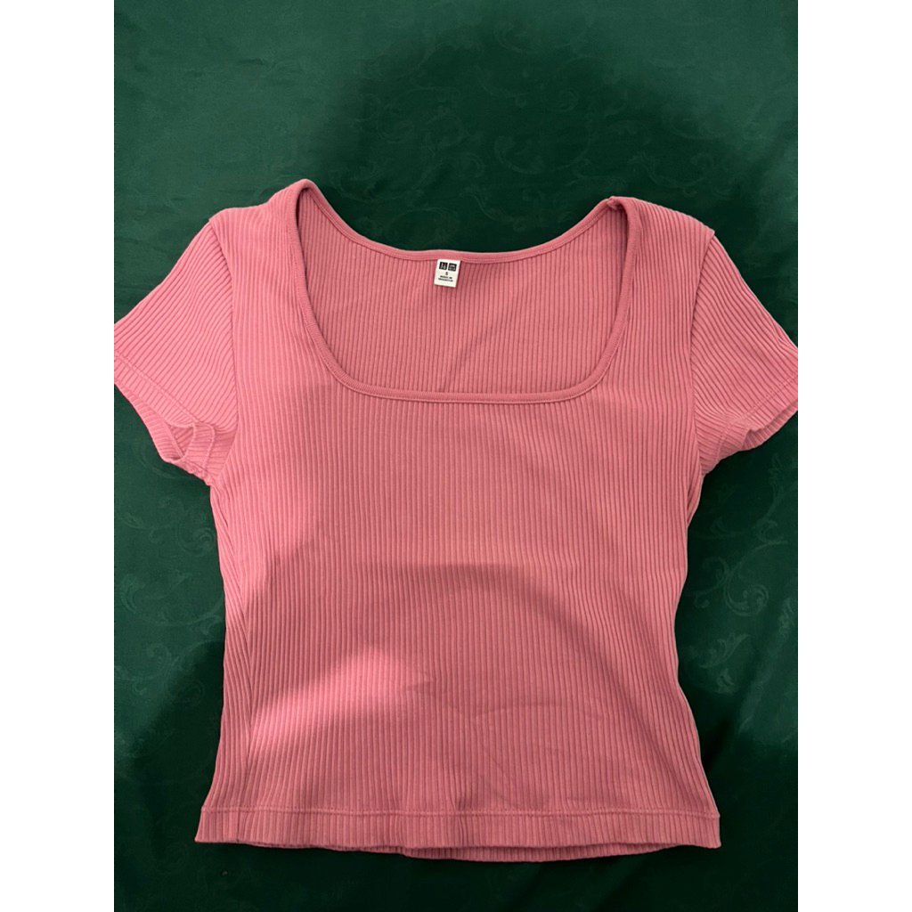 preloved top pink uniqlo