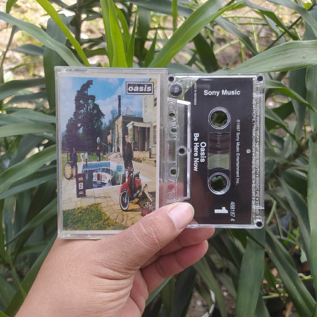 Kaset Pita Oasis - Be Here Now