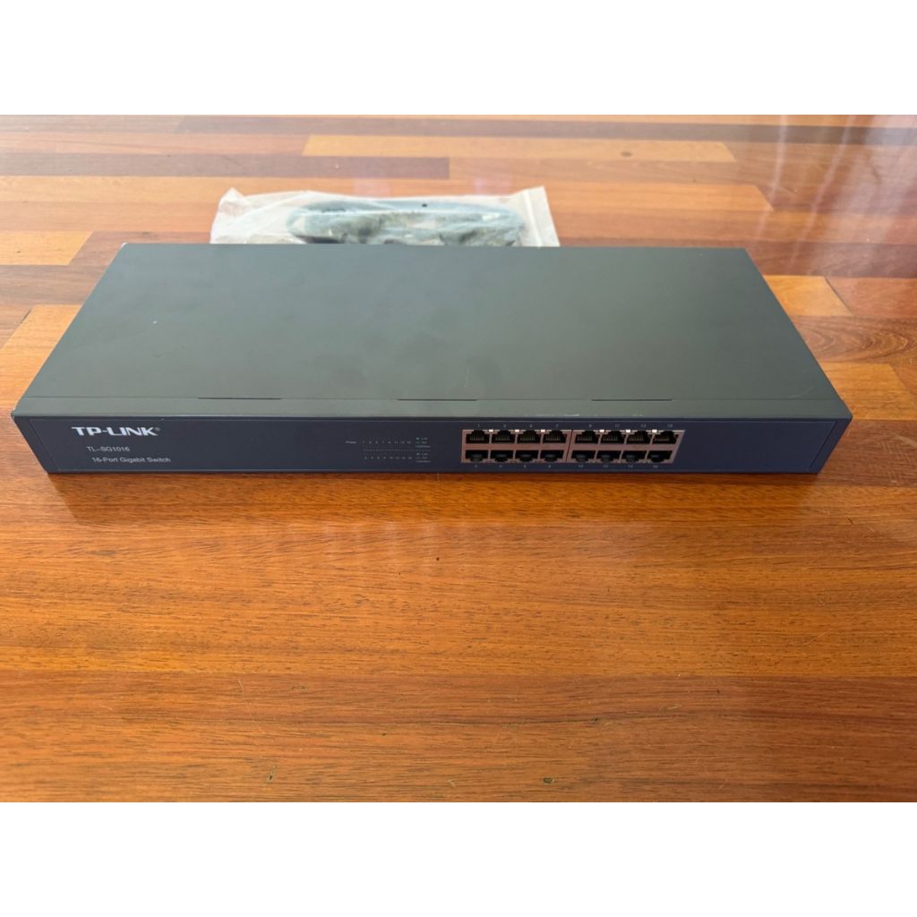 TP-LINK TL-SG1016 16-Port Gigabit Rackmount Switch/Switch 16 Port