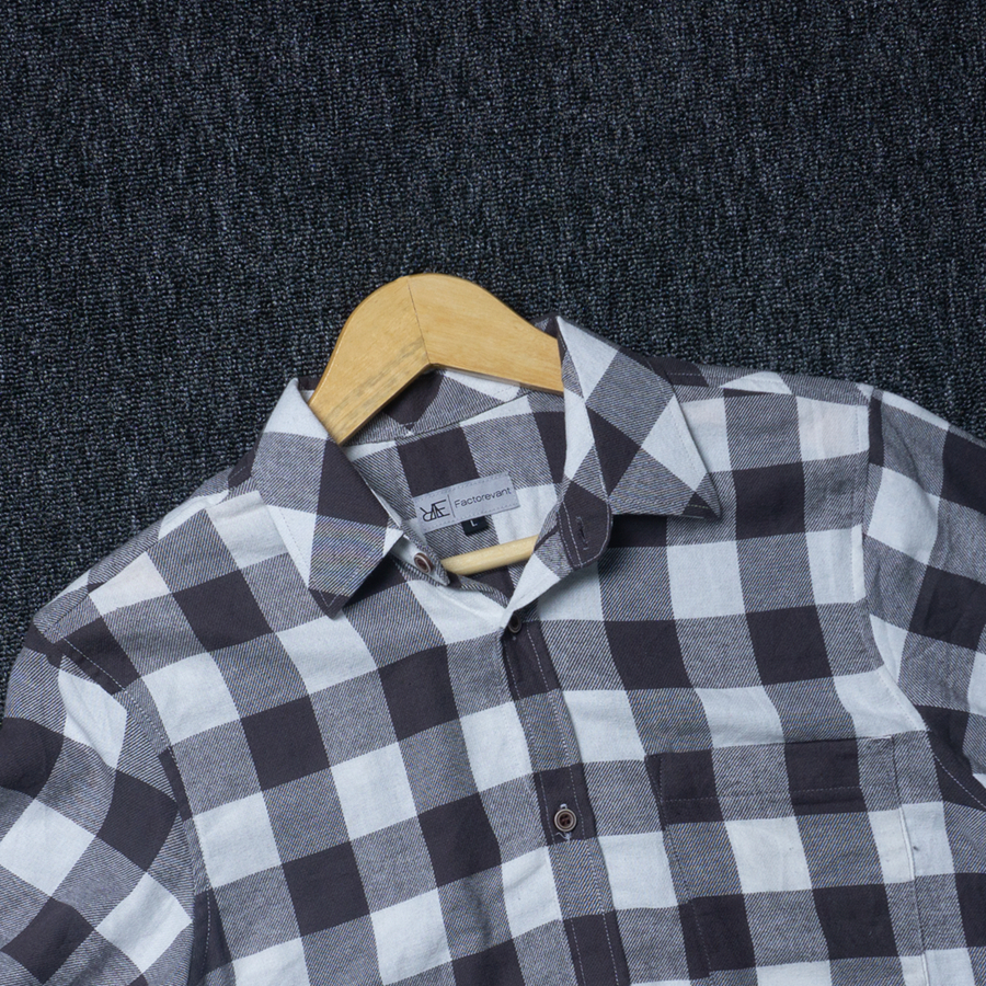 REEVANT Kemeja Flannel One Pocket Lengan Panjang Big Size Jumbo M L XL 2XL 3XL 4XL 5XL