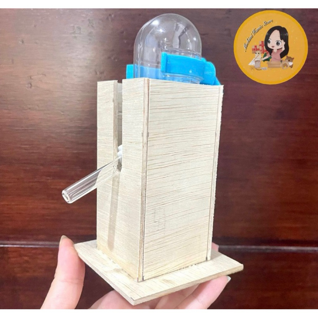 Tatakan Tempat Botol Minum Hamster Kayu