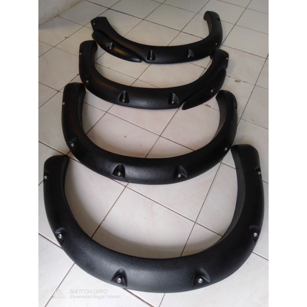 Over fender Avanza & Xenia lama model baut variasi