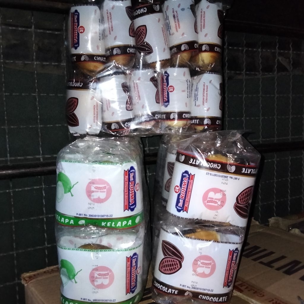 

Roti Rohma Coklat Kelapa isi 10 (AGEN ROTI)