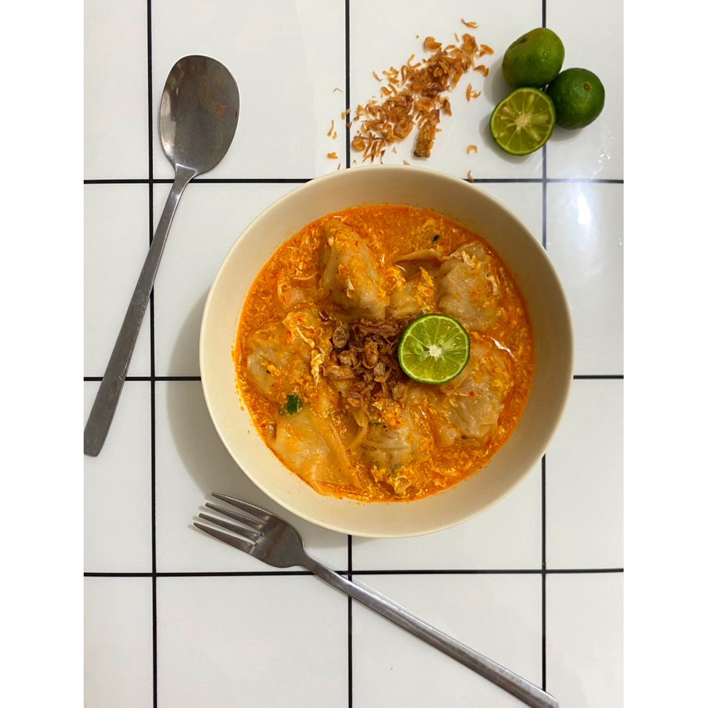 

Pangsit Frozen Kuah Pedas