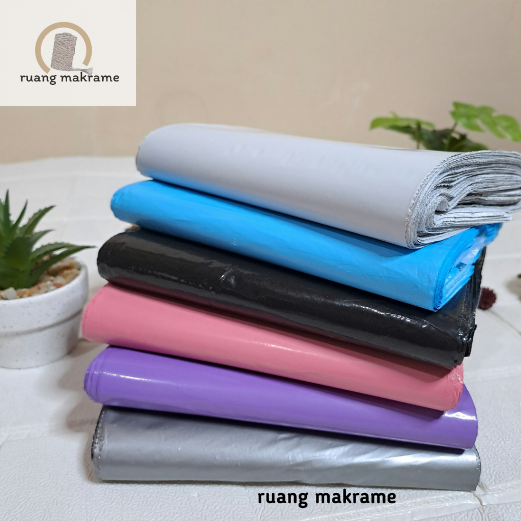 

[50 lembar] polymailer 17X30 CM plastik packing online shop LDPE glossy polymailer tebal
