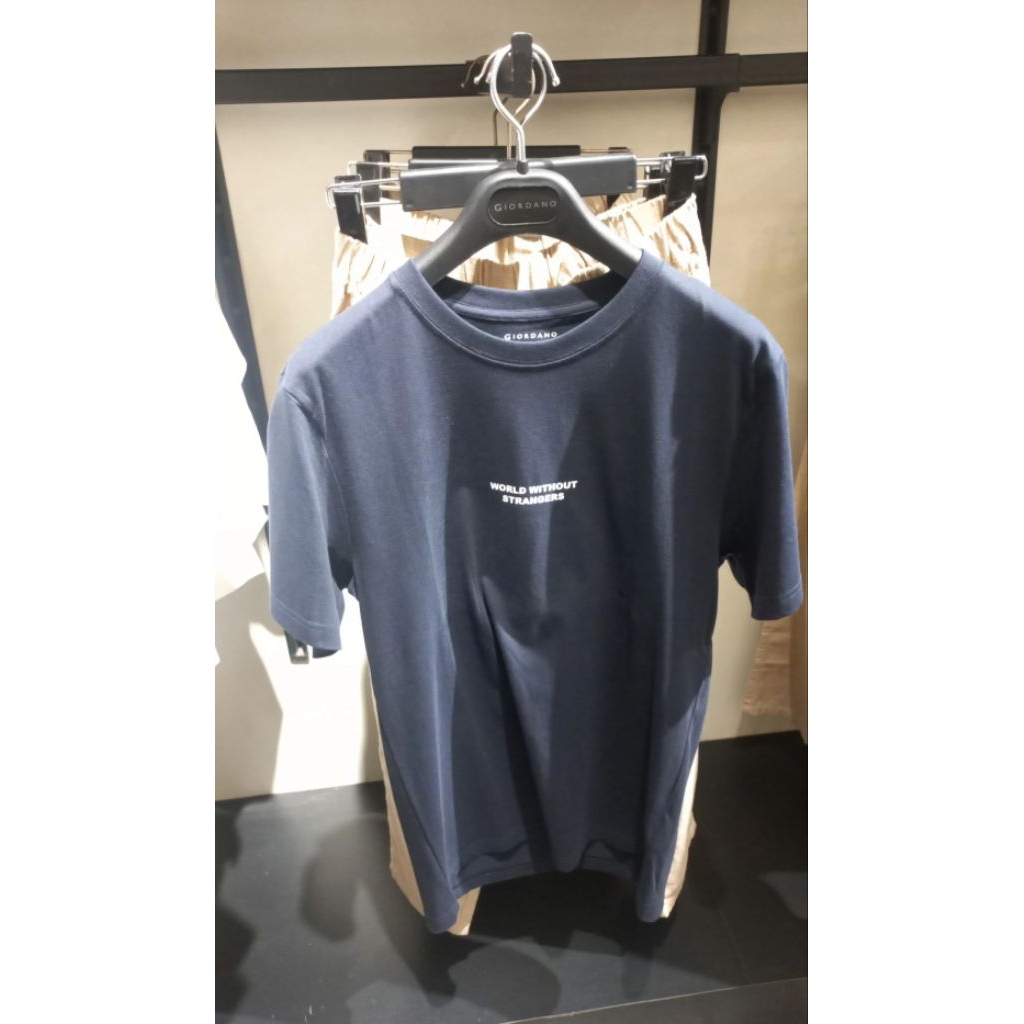 Giordano Tshirt Pria Signature Navy Original 100% Size XS S M L XL XXL