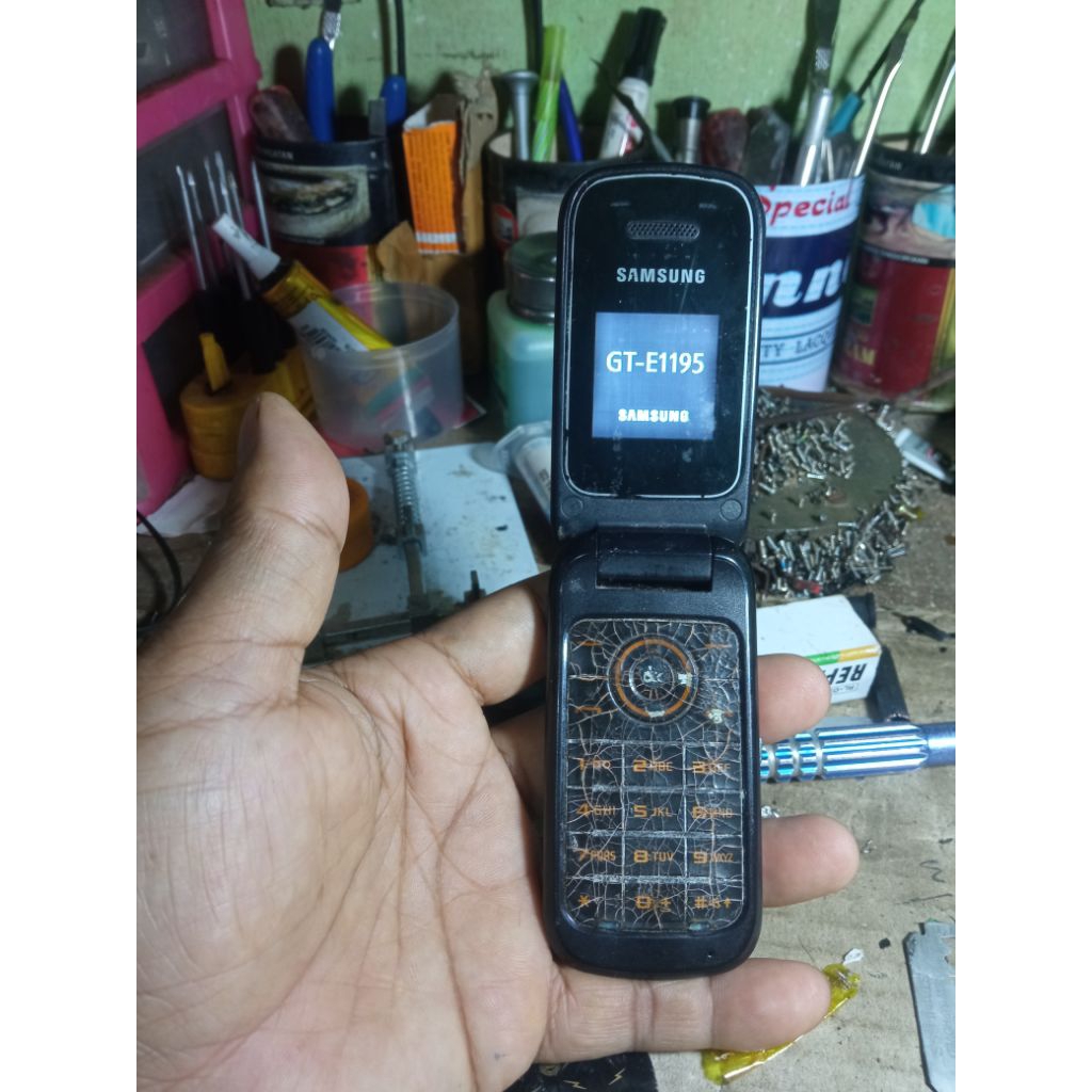 Samsung gt-e1195