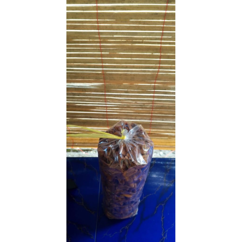 

sale pisang kering manis 1kg free bubble wrap dan kardus