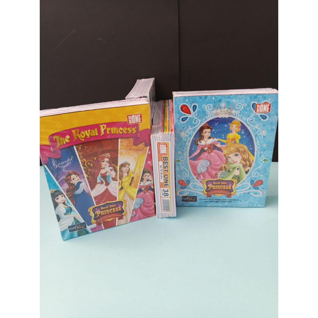 

Buku Tulis Cover Princes Best One A5 1 Pak (10pcs) 58 Lembar, Buku sekolah Wanita KWARTO Viral