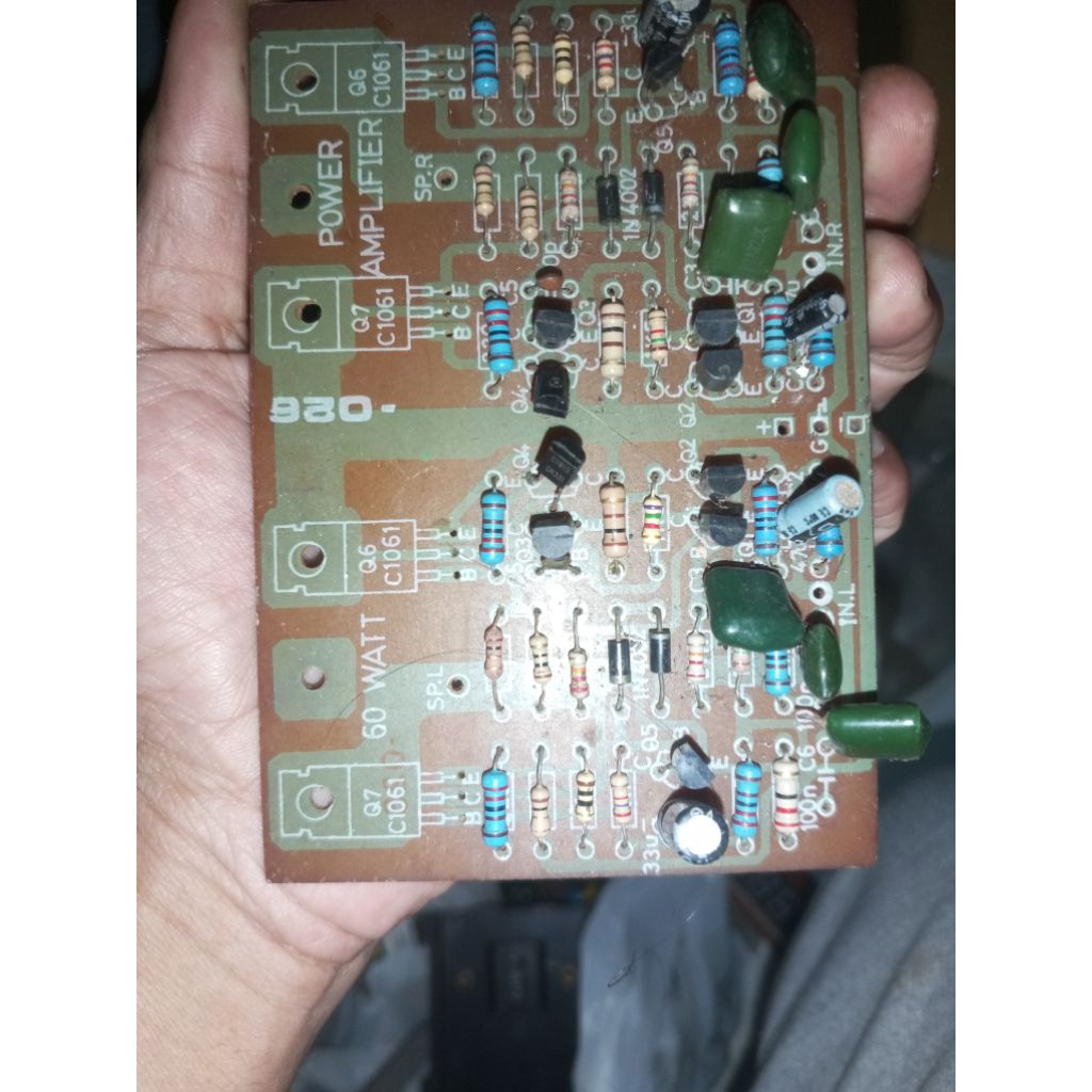 kit power stereo 60watt siap dirakit tinggal pasang tr final aja 2sc 1061 npn atau sejenis 3055...