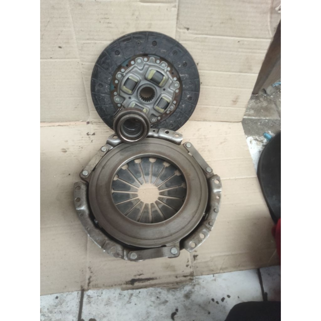 kampas kopling mobil Toyota  Vios  soluna. copotan