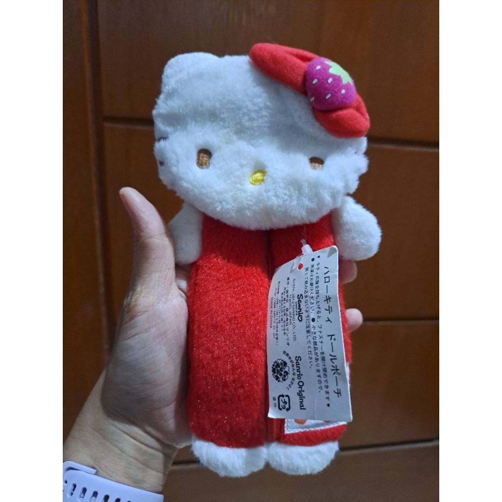 

Tempat pensil HK bulu new tag