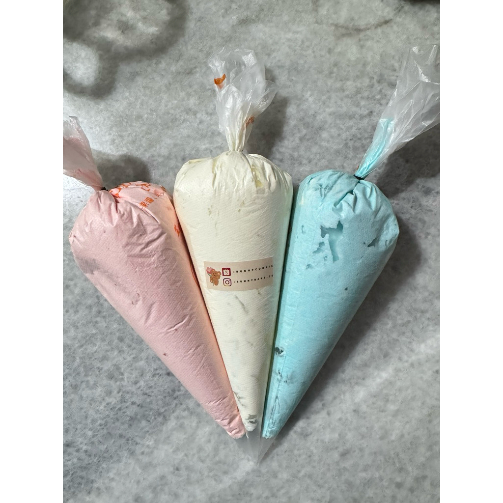 

SWISS MERINGUE BUTTER CREAM PREMIUM! WAJIB PENGIRIMAN INSTANT