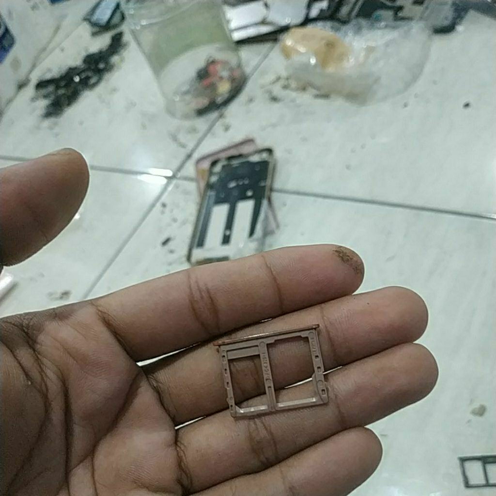 simtray bekas Samsung j4 plus/j6 plus kurang simtray kecil
