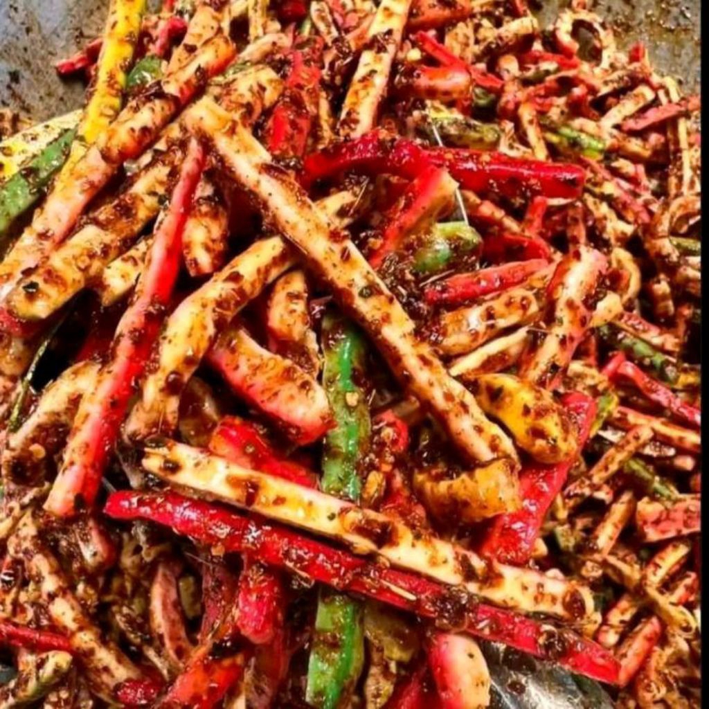 

Seblak kerupuk beton 500 ,gram seblak kerupuk beton/jaat pedas daun jeruk spices