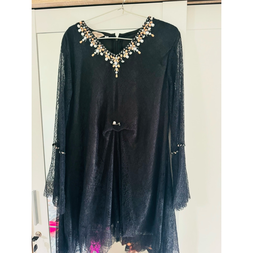 preloved baju kondangan almahyra looks