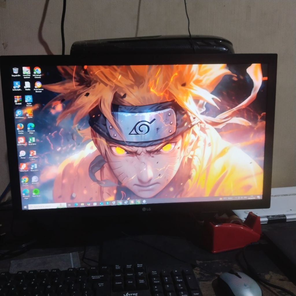 LCD MONITOR 20 INCH